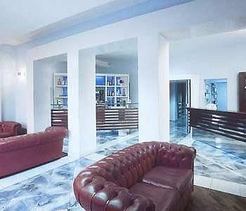 Hotel Millennium Palace Терни Экстерьер фото