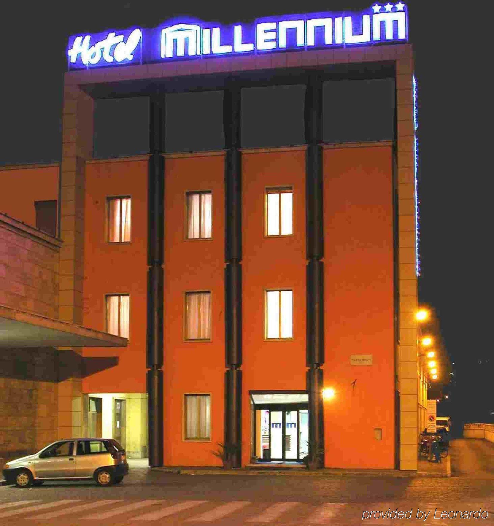 Hotel Millennium Palace Терни Экстерьер фото